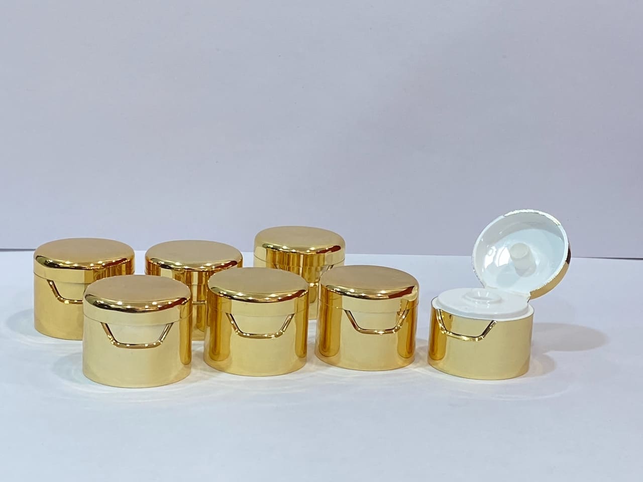 53mm pesticide cap 8 cavity mold